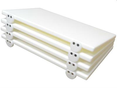 Tagliere polietilene cm.50x30x2h bianco con fermi   TP50302