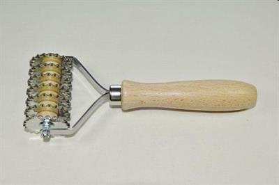 Taglia pasta 7 lame dentate